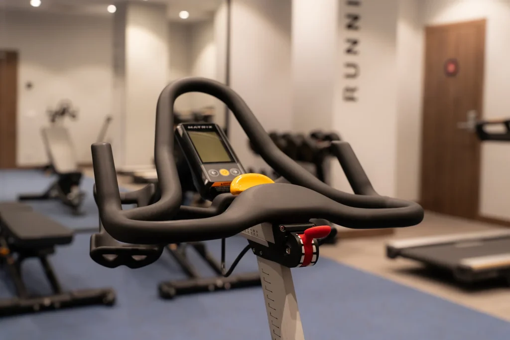 Bicicleta estática del gimnasio de Kadora Zaragoza